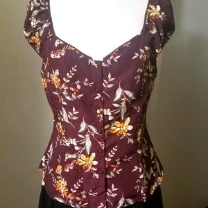 New Beautiful fitted Peasant Top size L